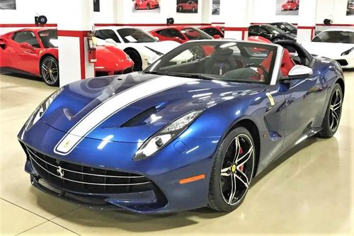 Hàng hiếm Ferrari F60 chạy gần 200 km rao bán mức giá bí ẩn