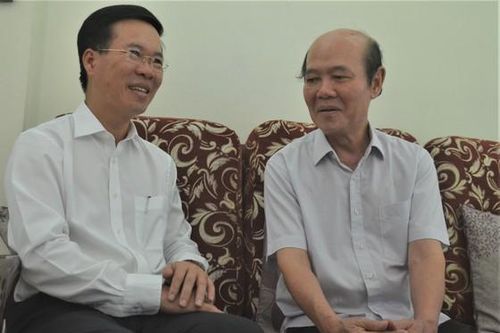 Trưởng Ban Tuyên giáo Trung ương chúc Tết nhà khoa học, nghệ sĩ