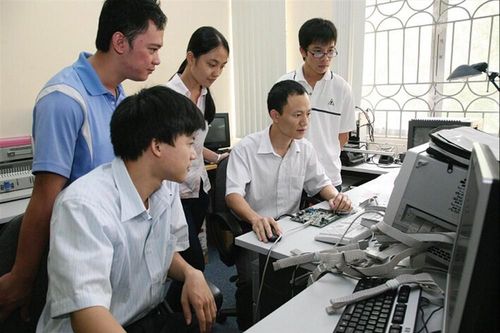 Nghiên cứu khoa học: Chi không thấp, hiệu quả chưa cao