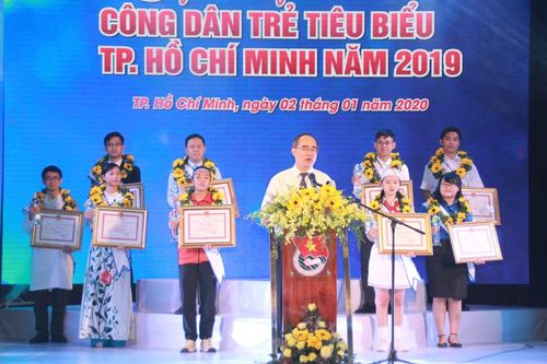 Vinh danh 12 công dân trẻ tiêu biểu TPHCM 2019
