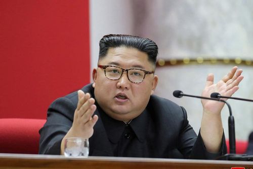 Ông Kim Jong Un tuyên bố sắp ra mắt vũ khí chiến lược mới