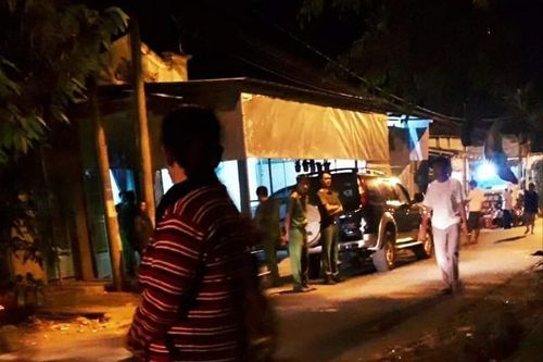 Triệt xóa trường gà ngày đầu năm