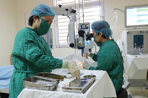 Bệnh viện Mắt: Áp dụng kỹ thuật hiện đại trong khám, chữa bệnh