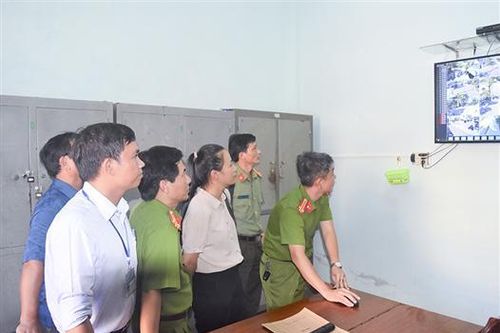 Những 'mắt thần' giữ bình yên cuộc sống