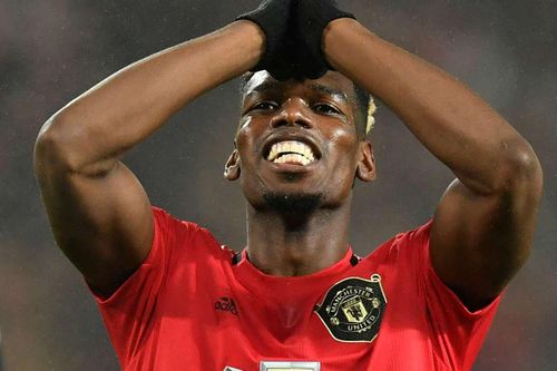 Ryan Giggs khuyên MU nên bán Pogba