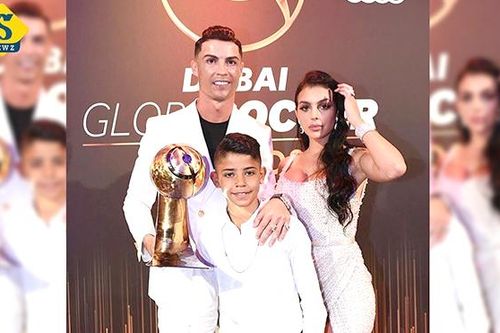 Ronaldo giành giải 'Cầu thủ xuất sắc nhất năm' của Globe Soccer Awards: Tự trao giải thưởng cho chính mình?