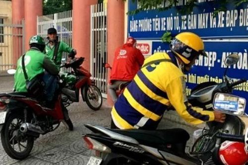 Nghiên cứu quản lý giờ làm thêm của sinh viên