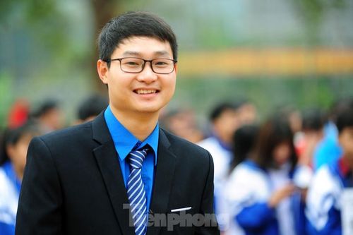 Bác sĩ thực hiện 900 ca mổ nhận giải thưởng Tình nguyện Quốc gia 2019