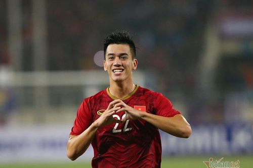 Bố Tiến Linh dặn dò con trai trước vòng chung kết U23 châu Á