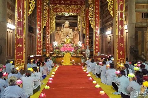 Nhiều chùa trong tỉnh long trọng tổ chức Đại lễ Phật Thành Đạo