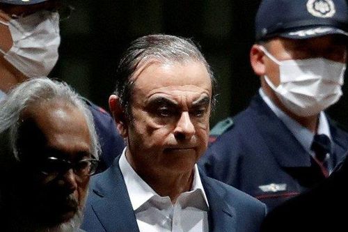 Tỷ phú Carlos Ghosn: Huyền thoại sống hồi sinh Nissan và kẻ tội đồ tẩu thoát như truyện tiểu thuyết