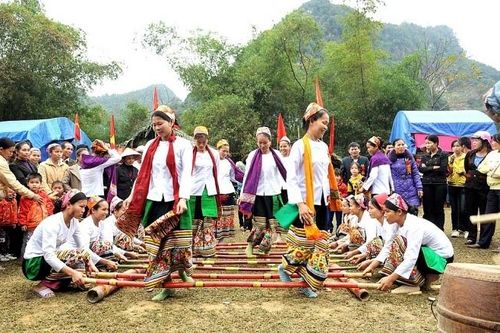 Chuyện Nhóm nòng cốt ở Châu Tiến