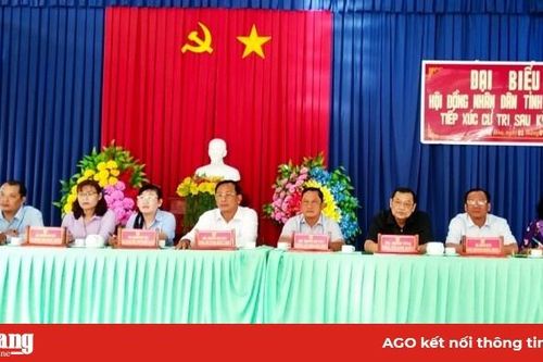 Đại biểu HĐND tỉnh, huyện tiếp xúc cử tri huyện Phú Tân