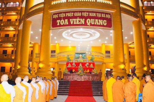 Lễ Phật Thành đạo tại Học viện Phật giáo VN tại Hà Nội