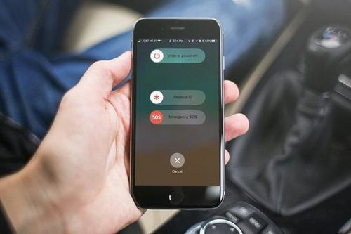 Nhờ tính năng SOS của iPhone, cô gái may mắn thoát khỏi kẻ hiếp dâm