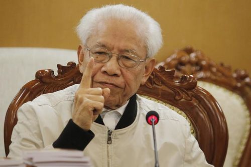 Đối thoại gay gắt về sách Công nghệ giáo dục: Bộ GD&ĐT đề xuất sửa, GS Hồ Ngọc Đại nói không