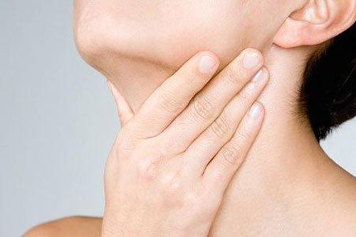 Bị bệnh tuyến giáp, có nên kiêng rau cải và đậu không?