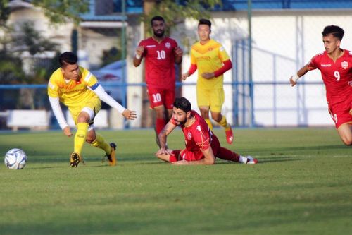 Tin bóng đá VCK U23 châu Á: U23 Việt Nam rèn kỹ 'bài tủ', Thái Lan thua ứng viên vô địch