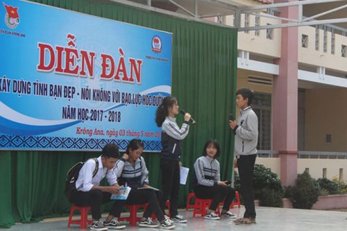 Phòng chống bạo lực học đường: Thiếu sự đồng thuận của gia đình, xã hội