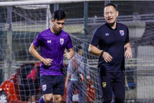 Supachok chấn thương, HLV Nishino và U23 Thái Lan bất an