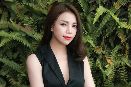 Trà Ngọc Hằng phản ứng khi bị nghi phẫu thuật thẩm mỹ