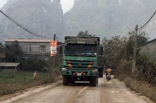 Hữu Lũng, Lạng Sơn: Xe quá khổ, quá tải hoành hành