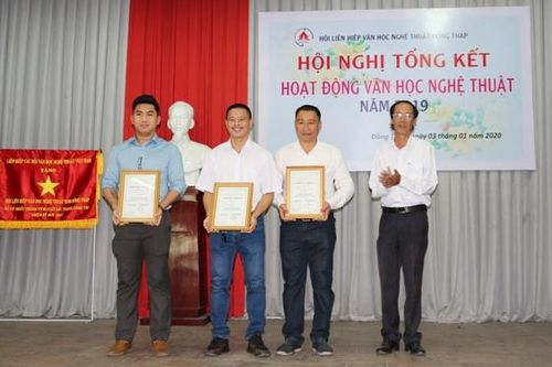 Nhiều tác phẩm lĩnh vực văn học nghệ thuật đạt giải thưởng cao