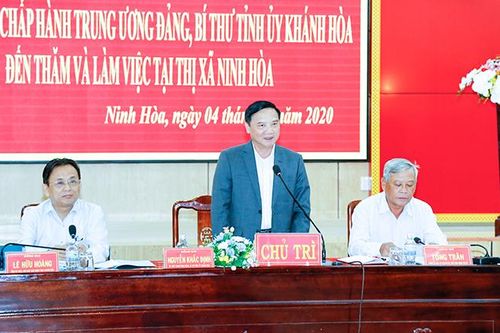 Bí thư Tỉnh ủy Nguyễn Khắc Định làm việc tại Ninh Hòa