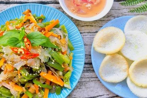 Gỏi sứa rau tiến vua
