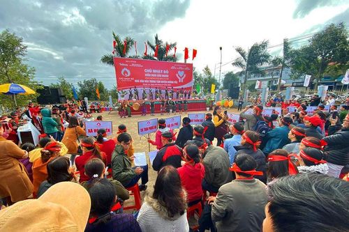 Rực rỡ sắc màu các dân tộc tại ngày hội Chủ nhật Đỏ huyện Krông Pắk