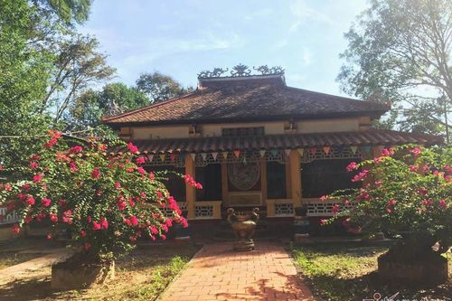 Vị tiến sĩ từng chịu oan khuất, được phong Thành Hoàng ở Bình Dương