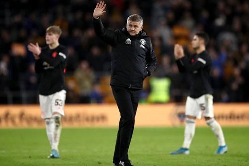 Wolves 0-0 M.U: May mắn không thua, Quỷ đỏ run rẩy chờ đá lại