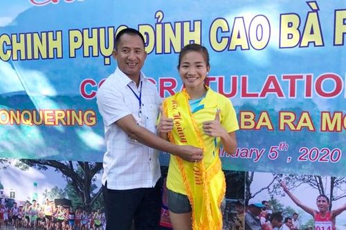 Hoàng Nguyên Thanh, Nguyễn Thị Oanh đoạt danh hiệu vua và nữ hoàng leo núi