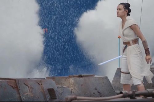 'Star Wars: The Rise of Skywalker' tiếp tục thống trị phòng vé toàn cầu