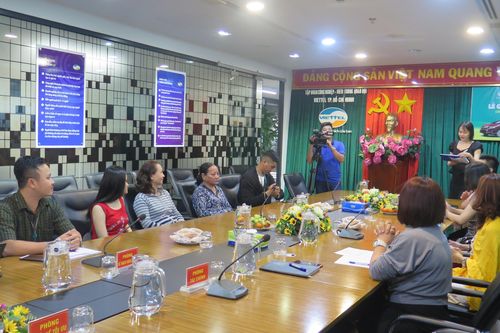 Viettel TPHCM tổ chức lễ quay số trúng thưởng chương trình 'Lắp mạng Viettel- Ô tô theo về'
