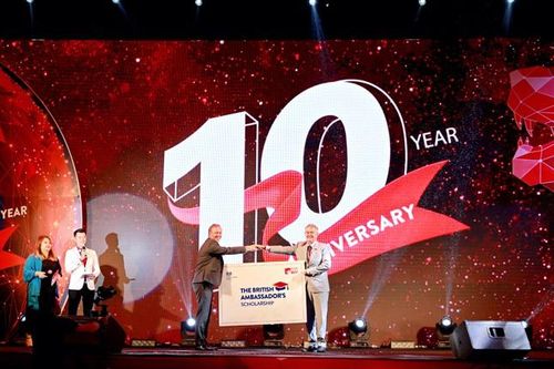 Trường Đại học Anh Quốc Việt Nam kỷ niệm 10 năm thành lập