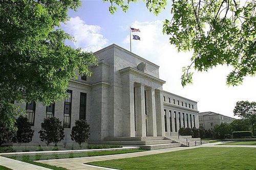 Chuyên gia: Fed cần tìm kiếm giải pháp mới ứng phó suy thoái kinh tế