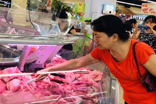 Thịt lợn bình ổn thị trường tăng giá