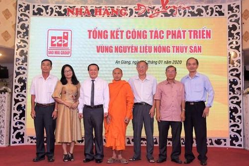 Sao Mai đồng hành với người nuôi cá