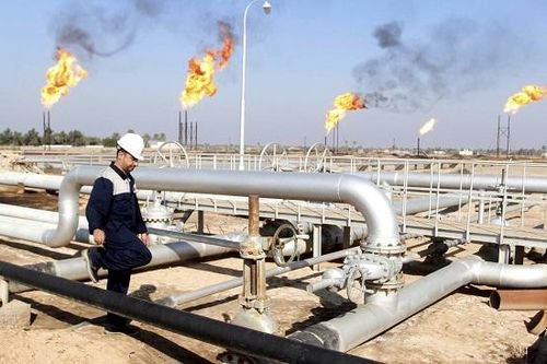 Giá dầu tiếp tục tăng, chờ diễn biến mới từ căng thẳng Mỹ - Iran