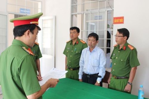Khởi tố nguyên giám đốc chi nhánh Agribank ở Trà Vinh