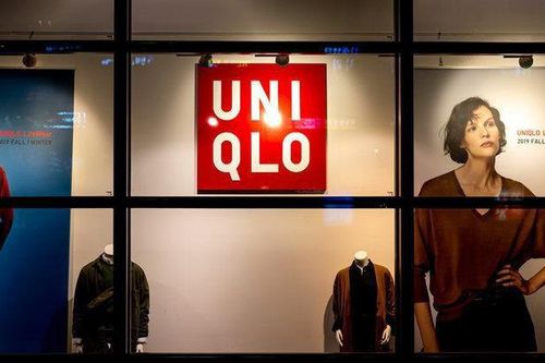 Uniqlo Hà Nội mở tại Vincom Phạm Ngọc Thạch
