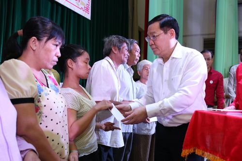 Đẩy mạnh tiết kiệm, chống lãng phí để chăm lo tốt hơn cho người nghèo