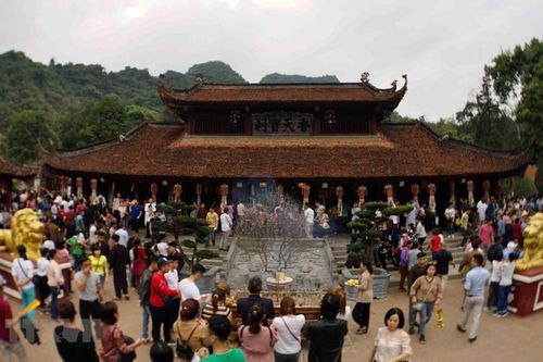 Hà Nội lập đường dây nóng tiếp nhận thông tin về lễ hội