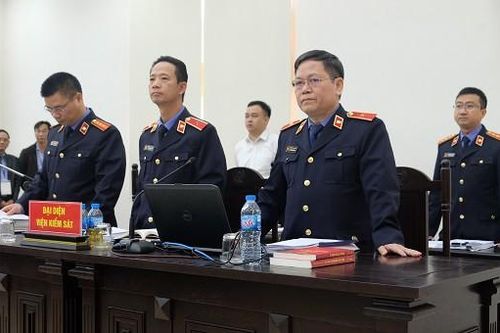 Cựu Chủ tịch Đà Nẵng và Phan Văn Anh Vũ bị đề nghị mức án cao nhất 27 năm tù