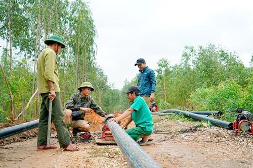 Hàng ngàn người dân Quảng Bình hân hoan đón nguồn nước sạch