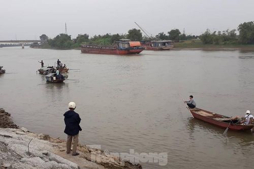 Chìm thuyền trên sông Trà Lý, hai vợ chồng thuyền chài tử vong