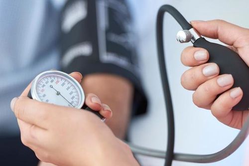 Dấu hiệu cơ thể cảnh báo bạn cần đi khám tăng huyết áp ngay lập tức