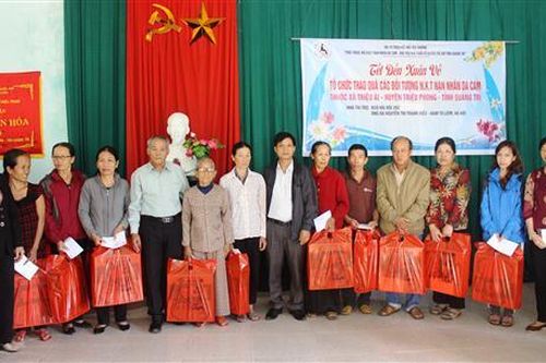 Triệu Phong: Trao 46 suất quà 'Tết Xuân về' cho đối tượng người khuyết tật và nạn nhân da cam