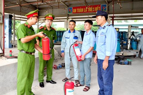 Những chiến công thầm lặng